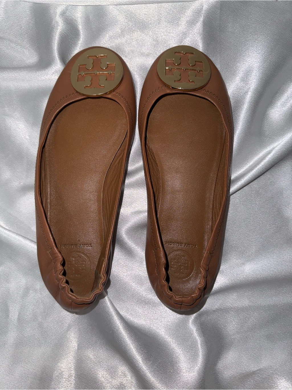 Tory Burch Tan Leather Logo Round-Toe Ballet Flats
